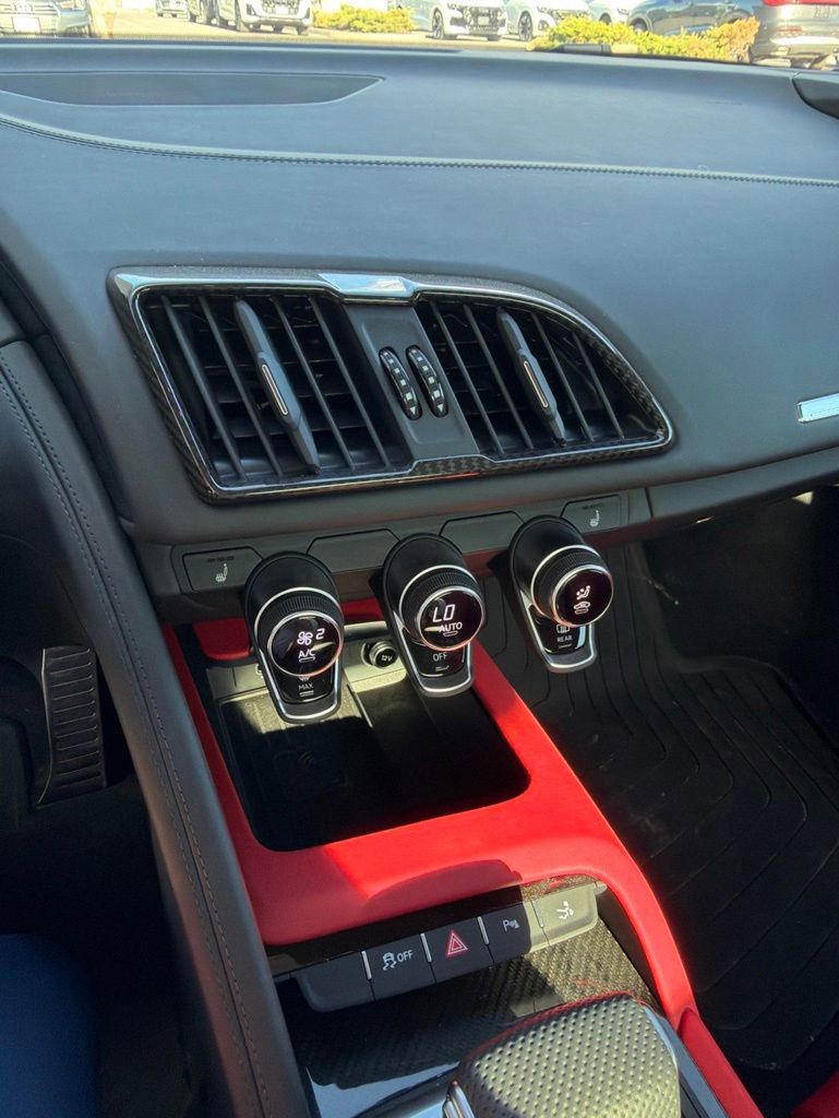 Used 2023 Audi R8 V10 performance RWD image 20