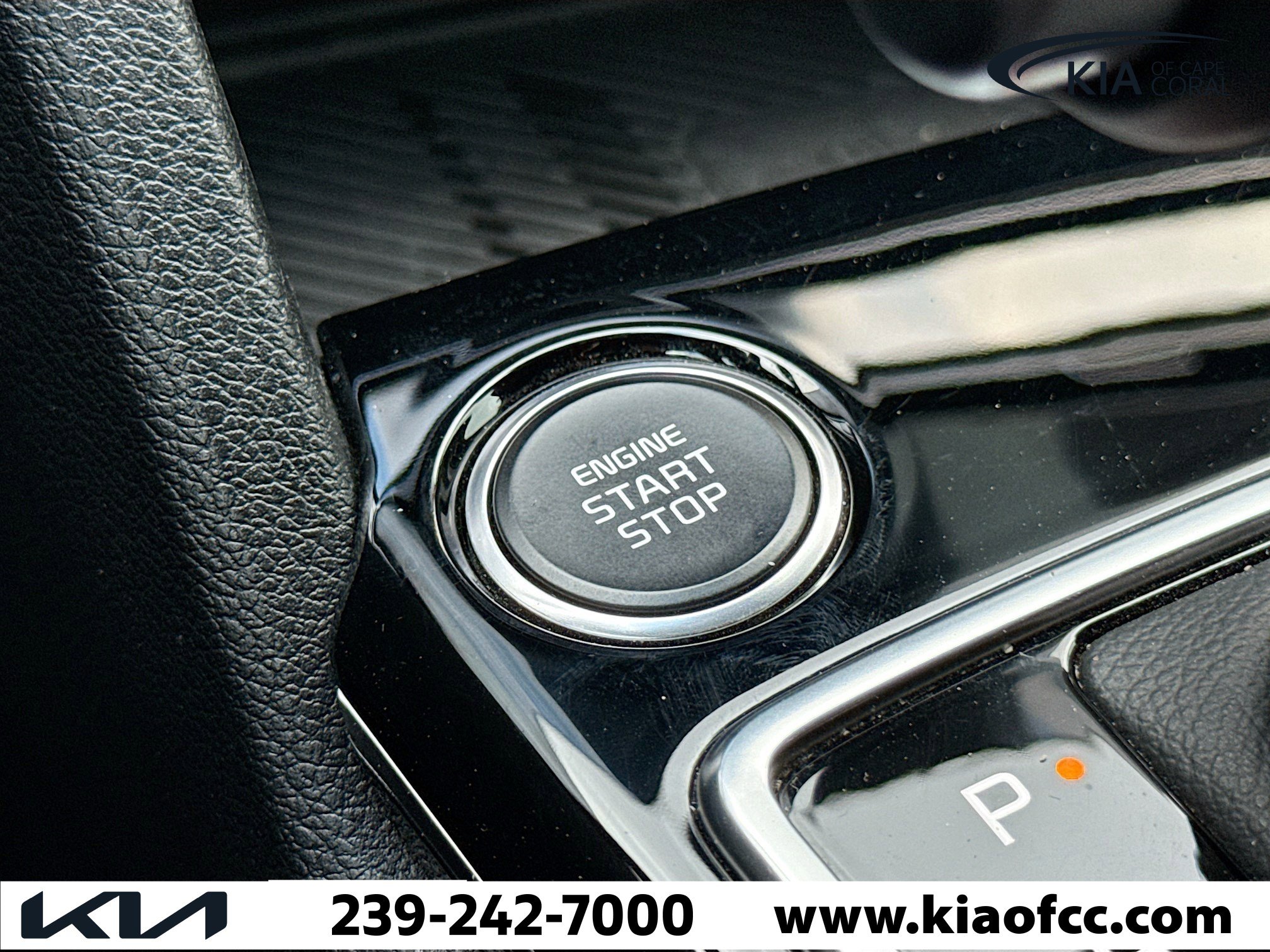 Used 2025 Kia Sportage EX image 33