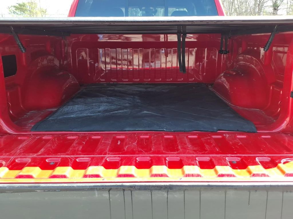 Used 2025 RAM 1500 Tradesman w/ Night Edition AWD/4WD image 10