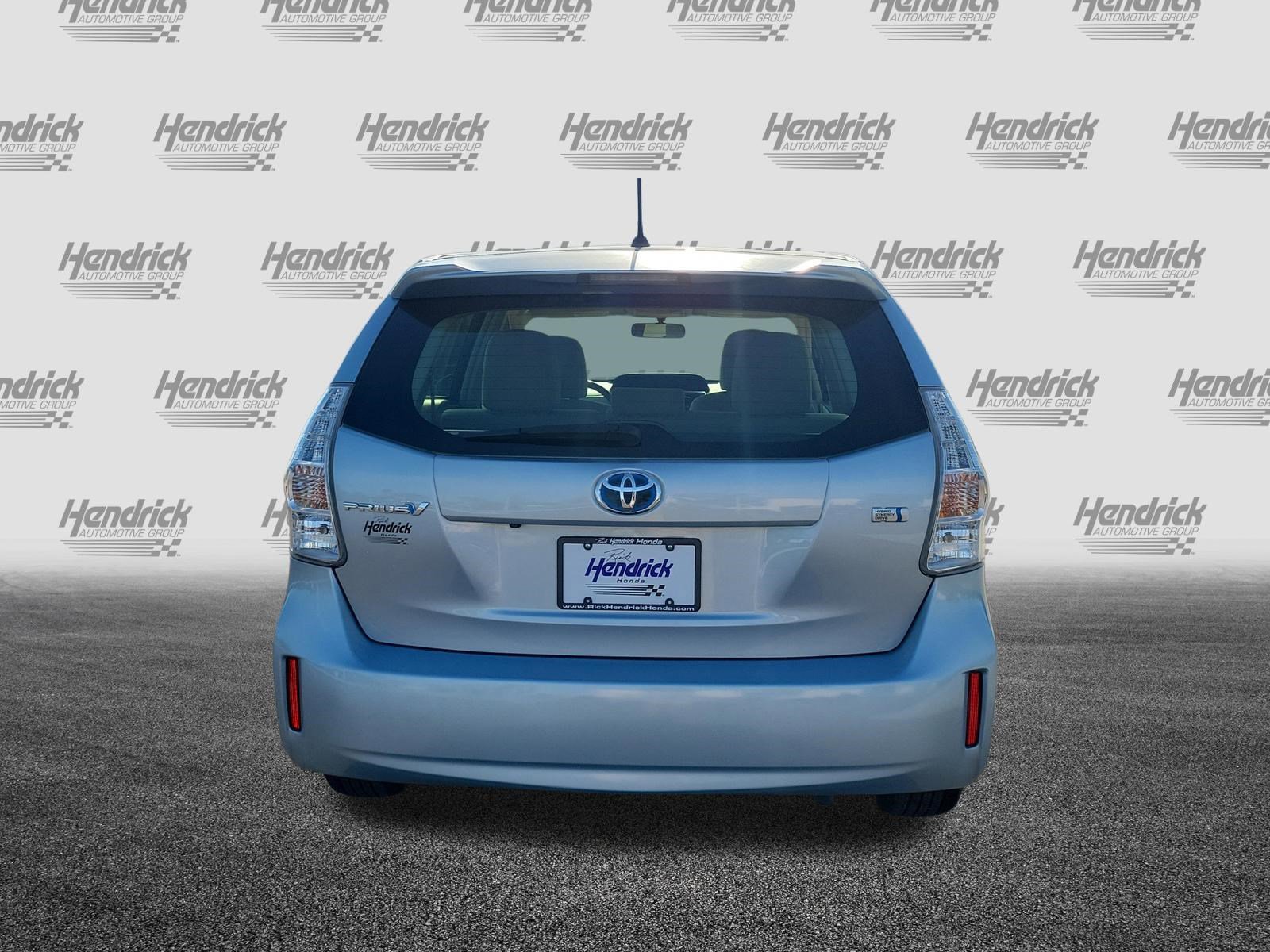 Used 2013 Toyota Prius V Two FWD image 6