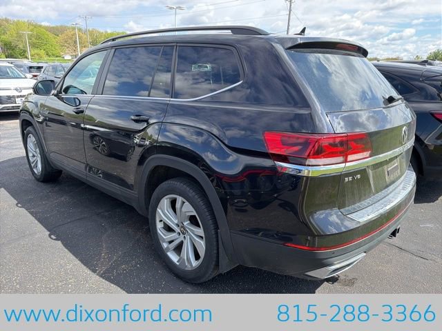 Used 2023 Volkswagen Atlas SE AWD/4WD image 3