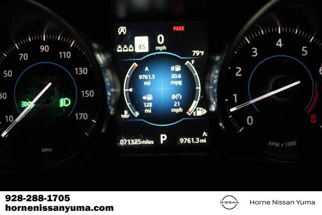 Used 2020 Jaguar F-PACE Prestige image 8