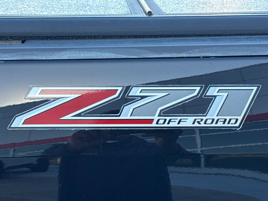 Used 2016 Chevrolet Colorado Z71 AWD/4WD image 12