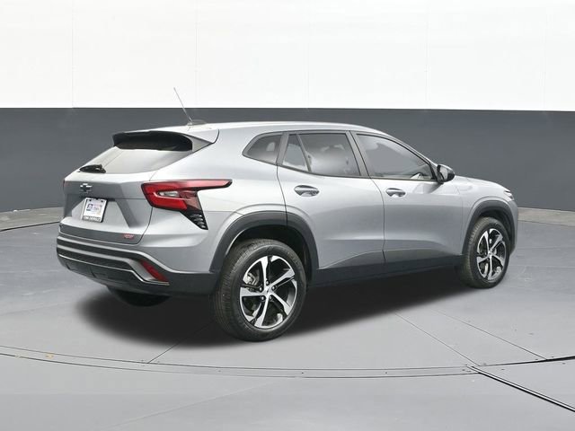 Used 2024 Chevrolet Trax RS w/ Driver Confidence Package image 14