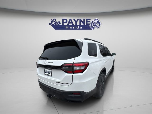 New 2026 Honda Pilot Black Edition image 9