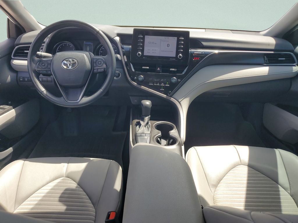Used 2024 Toyota Camry SE w/ Convenience Package FWD image 11