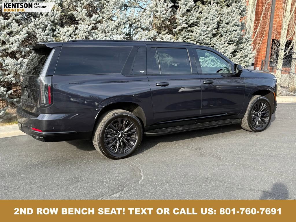 Used 2025 Cadillac Escalade ESV Sport w/ LPO, ONYX Package AWD/4WD image 9