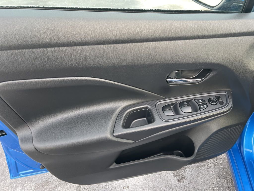 Certified 2023 Nissan Versa SV image 7