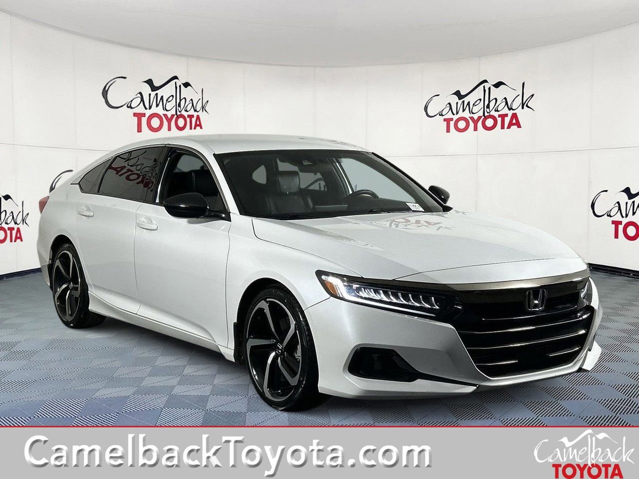 Used 2022 Honda Accord Sport image 1