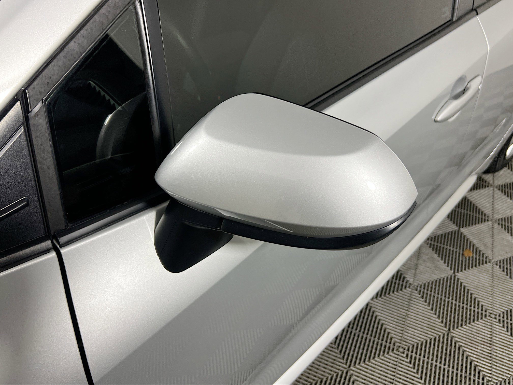 Used 2024 Toyota Corolla LE image 12