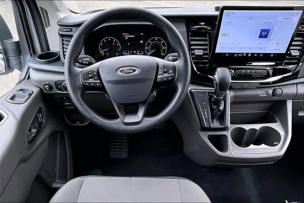Used 2025 Ford Transit 350 XLT RWD image 5