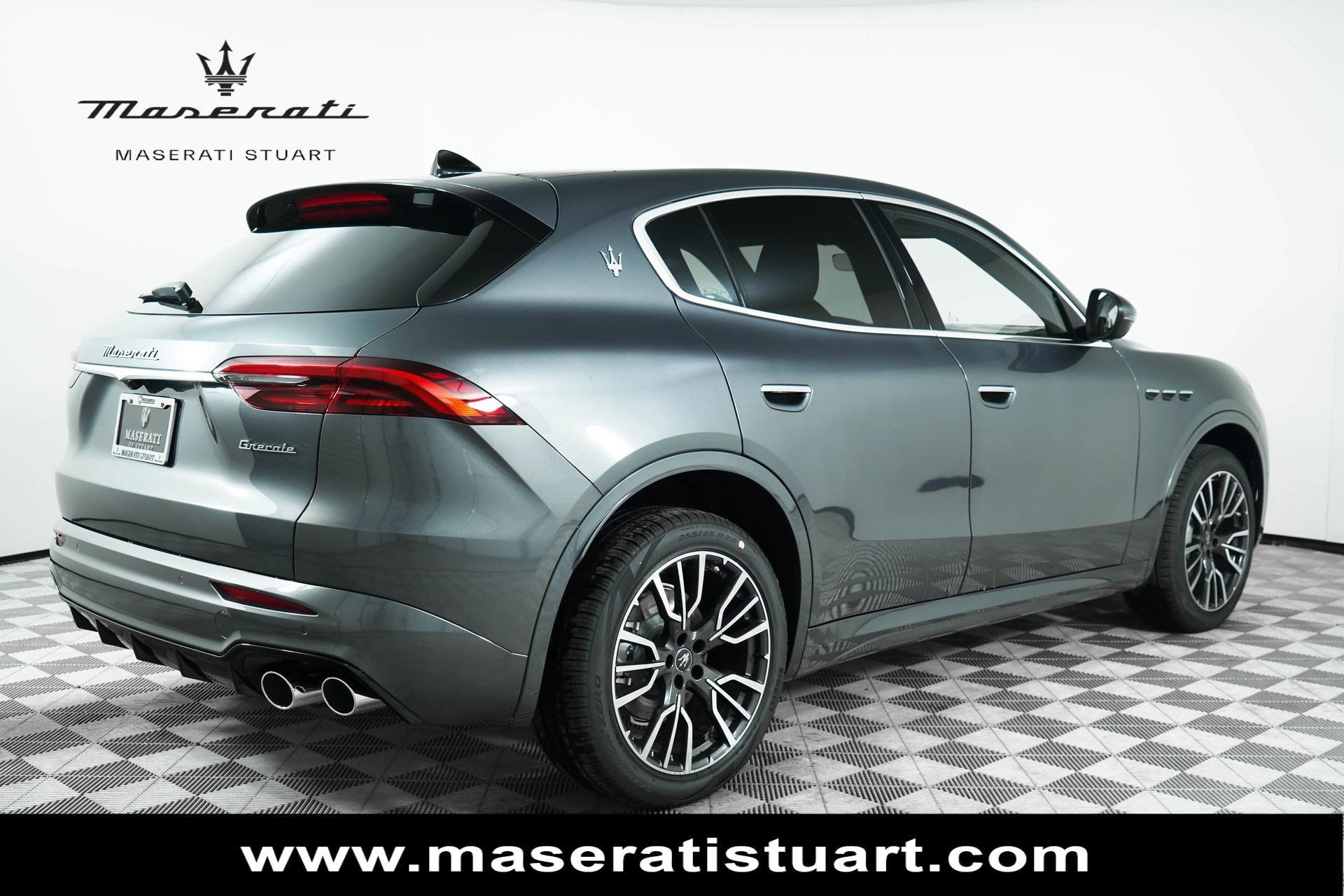 New 2025 Maserati Grecale GT image 10