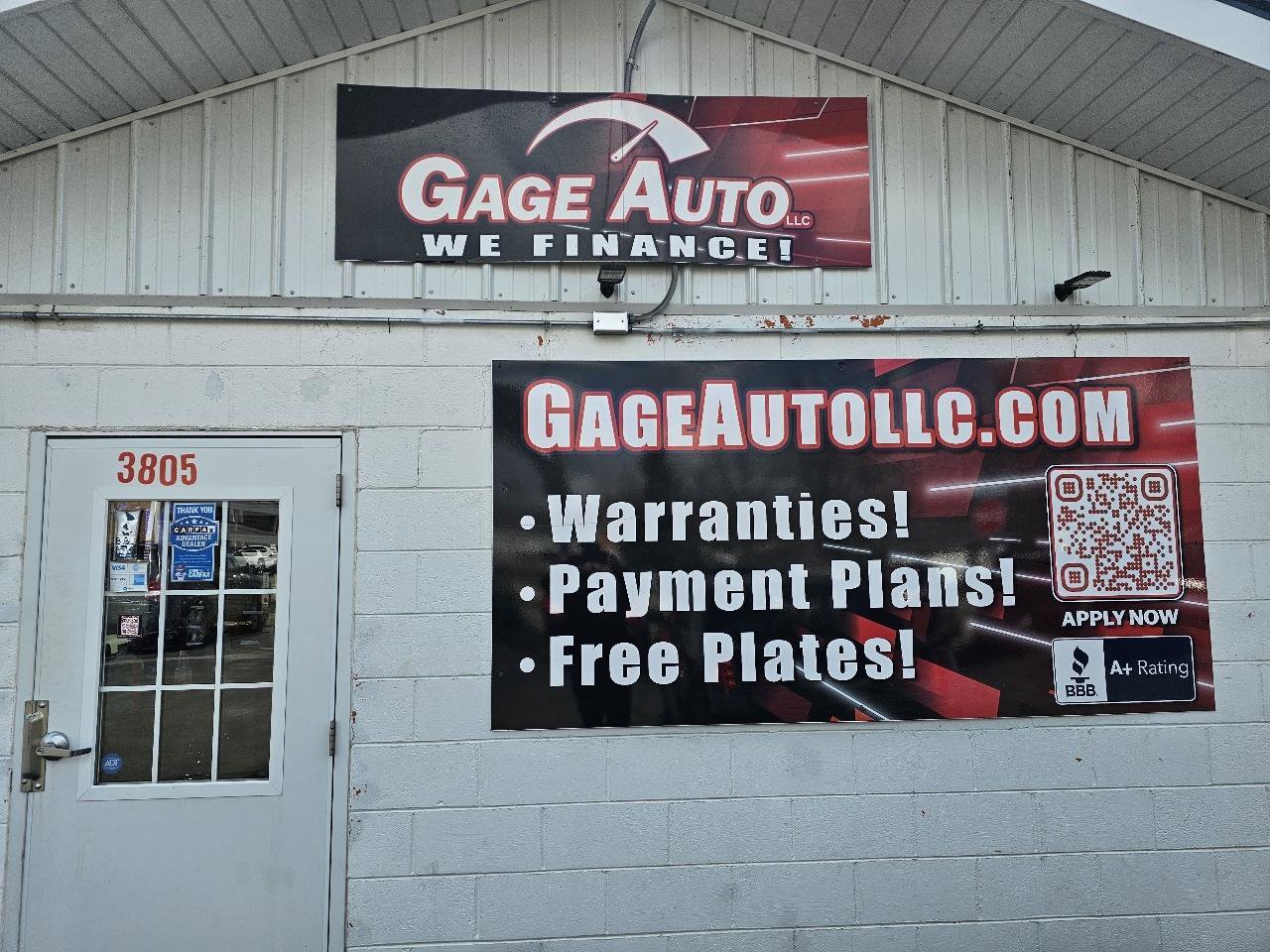 Used 2012 Chrysler 300 S w/ Luxury Group image 14