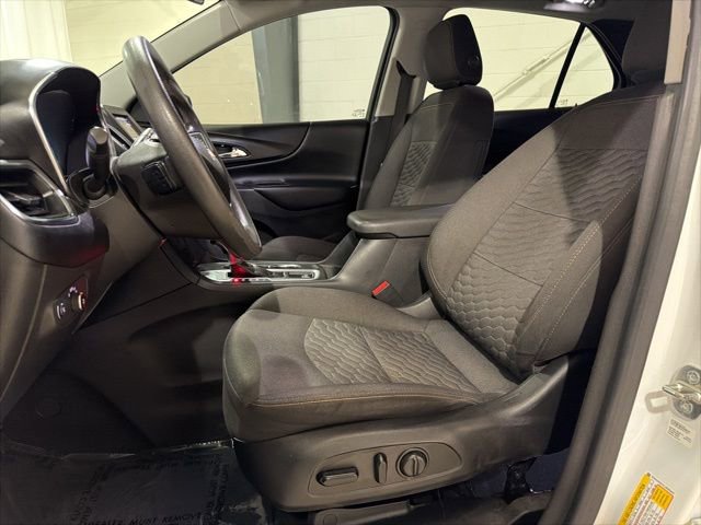Used 2020 Chevrolet Equinox LT image 11