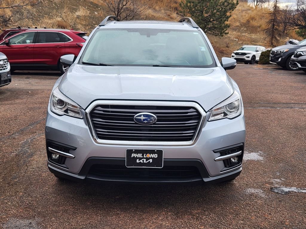 Used 2022 Subaru Ascent Limited w/ Technology Package image 2