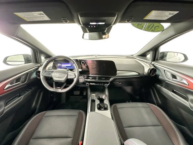 Used 2024 Chevrolet Equinox EV RS FWD image 3
