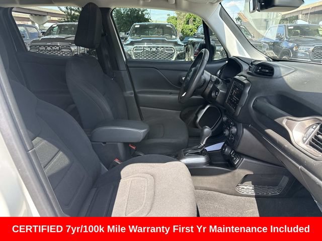 Used 2022 Jeep Renegade Latitude AWD/4WD image 10
