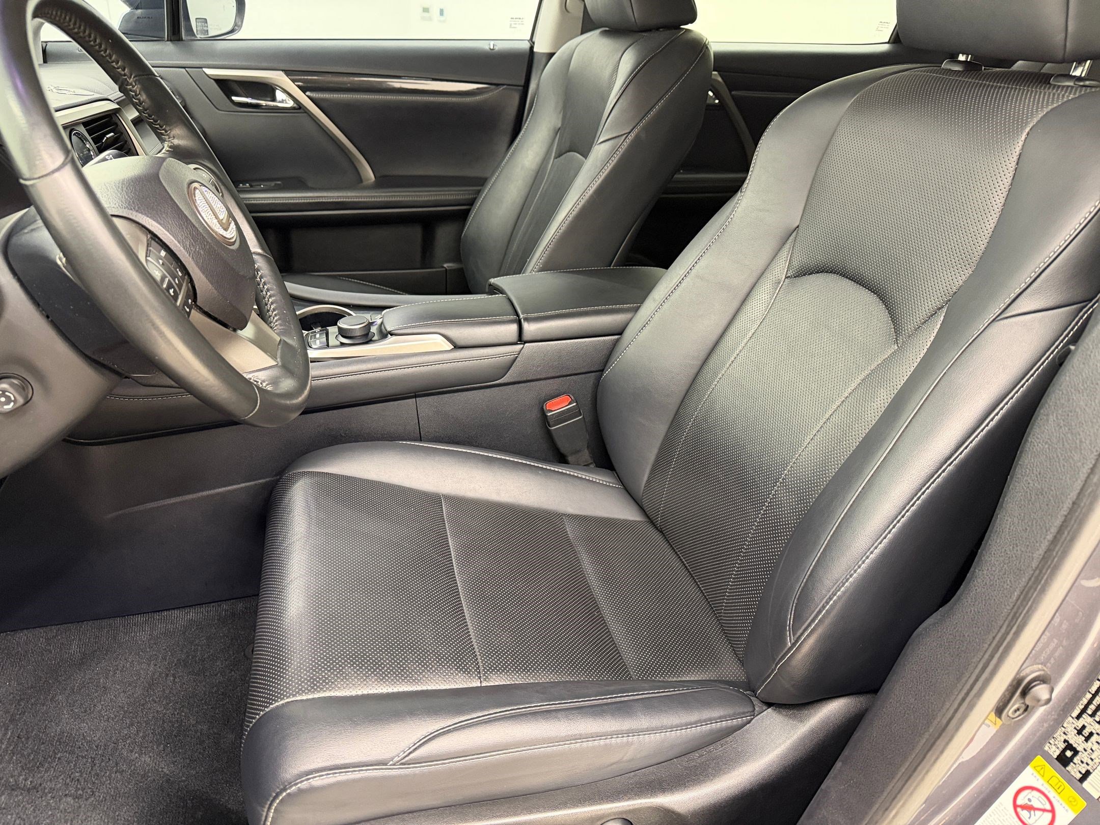 Used 2018 Lexus RX 350 FWD w/ Accessory Package image 5