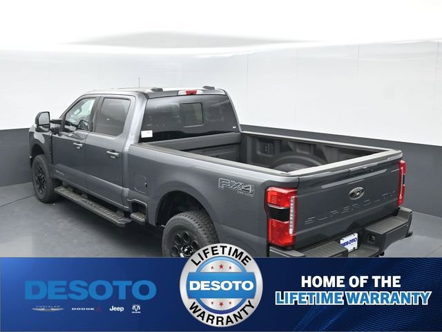 New 2026 Ford F250 Lariat w/ Black Appearance Package image 41