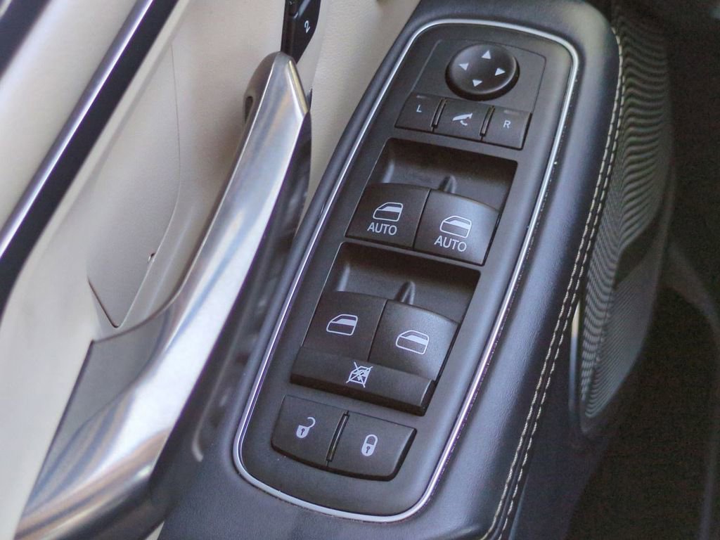 Used 2020 RAM 1500 Limited image 25