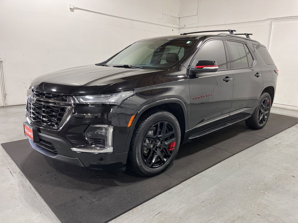 Certified 2022 Chevrolet Traverse Premier w/ Redline Edition image 3