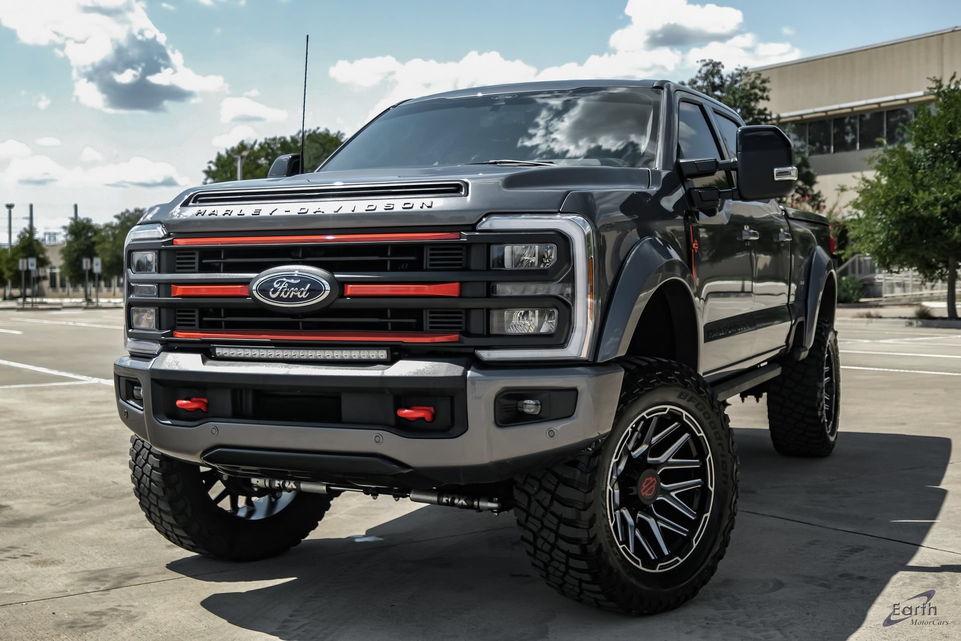 Used 2024 Ford F250 Lariat w/ Lariat Ultimate Package AWD/4WD image 6