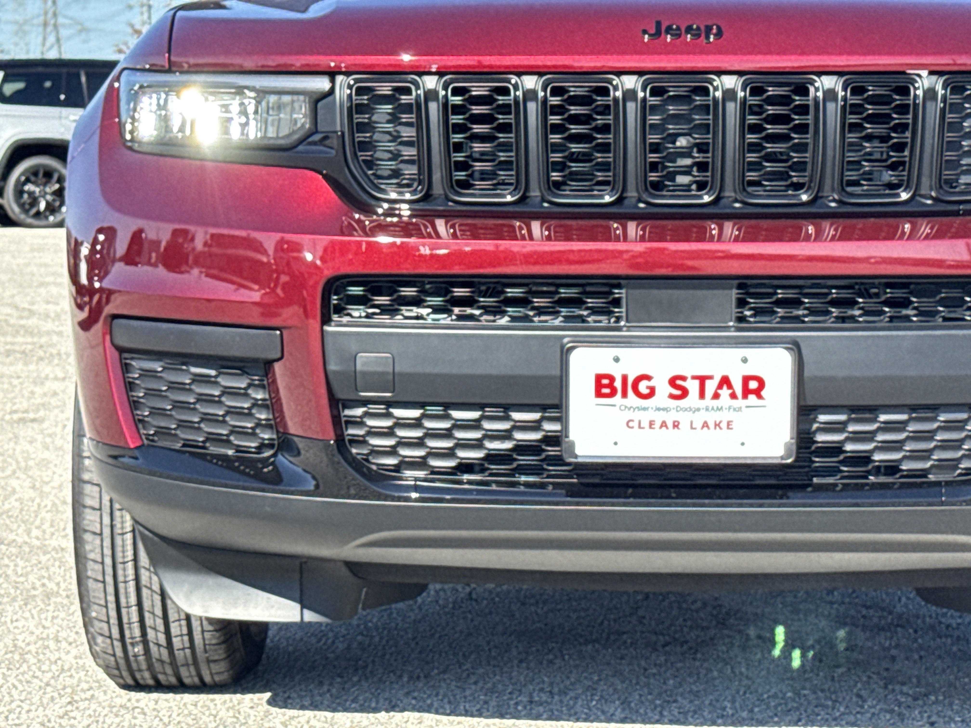 New 2025 Jeep Grand Cherokee L Altitude image 7