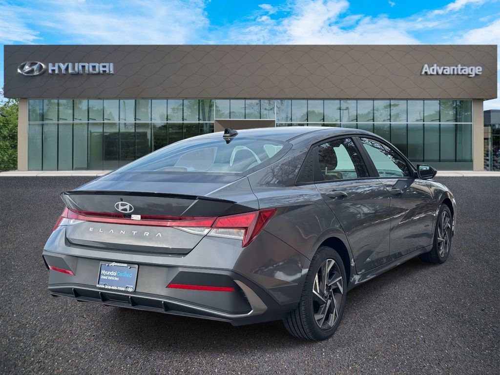 Certified 2025 Hyundai Elantra Sport image 5