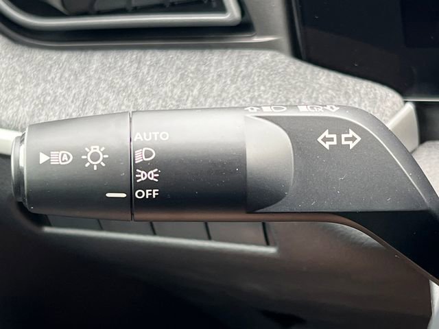 New 2026 Nissan Kicks SV w/ Cold Weather Package image 13