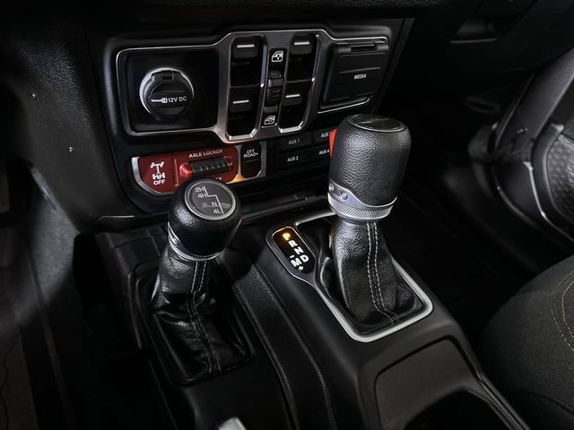 Used 2024 Jeep Gladiator Sport AWD/4WD image 16