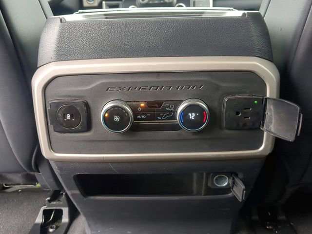 Used 2024 Ford Expedition Max XLT image 18