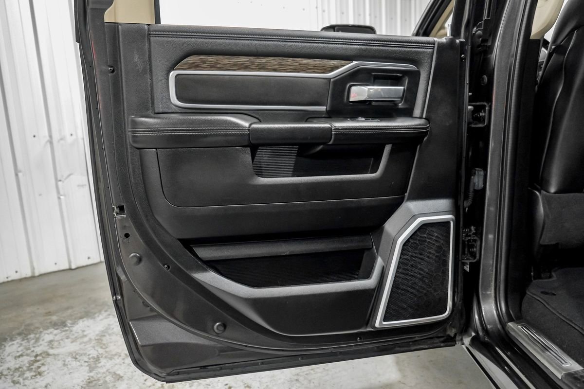 Used 2020 RAM 3500 Laramie image 46