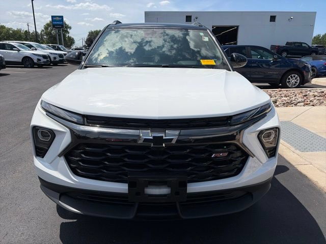 Used 2024 Chevrolet TrailBlazer RS w/ Convenience Package AWD/4WD image 12