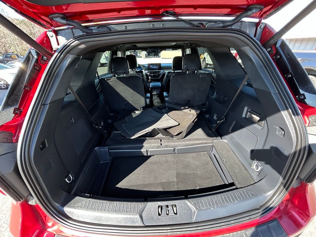 Used 2025 Ford Explorer ST AWD/4WD image 10