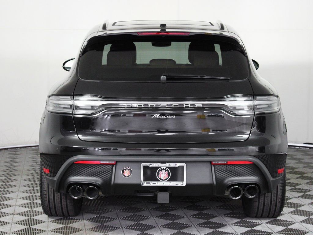 Certified 2025 Porsche Macan image 6