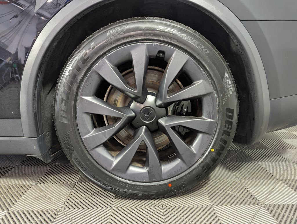 Used 2024 Tesla Model X image 24