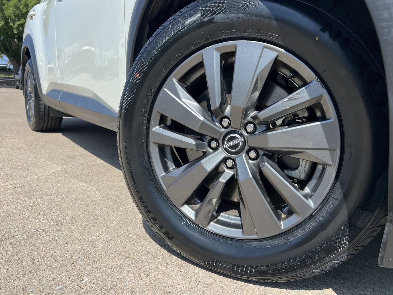 Used 2022 Nissan Pathfinder SV FWD image 8