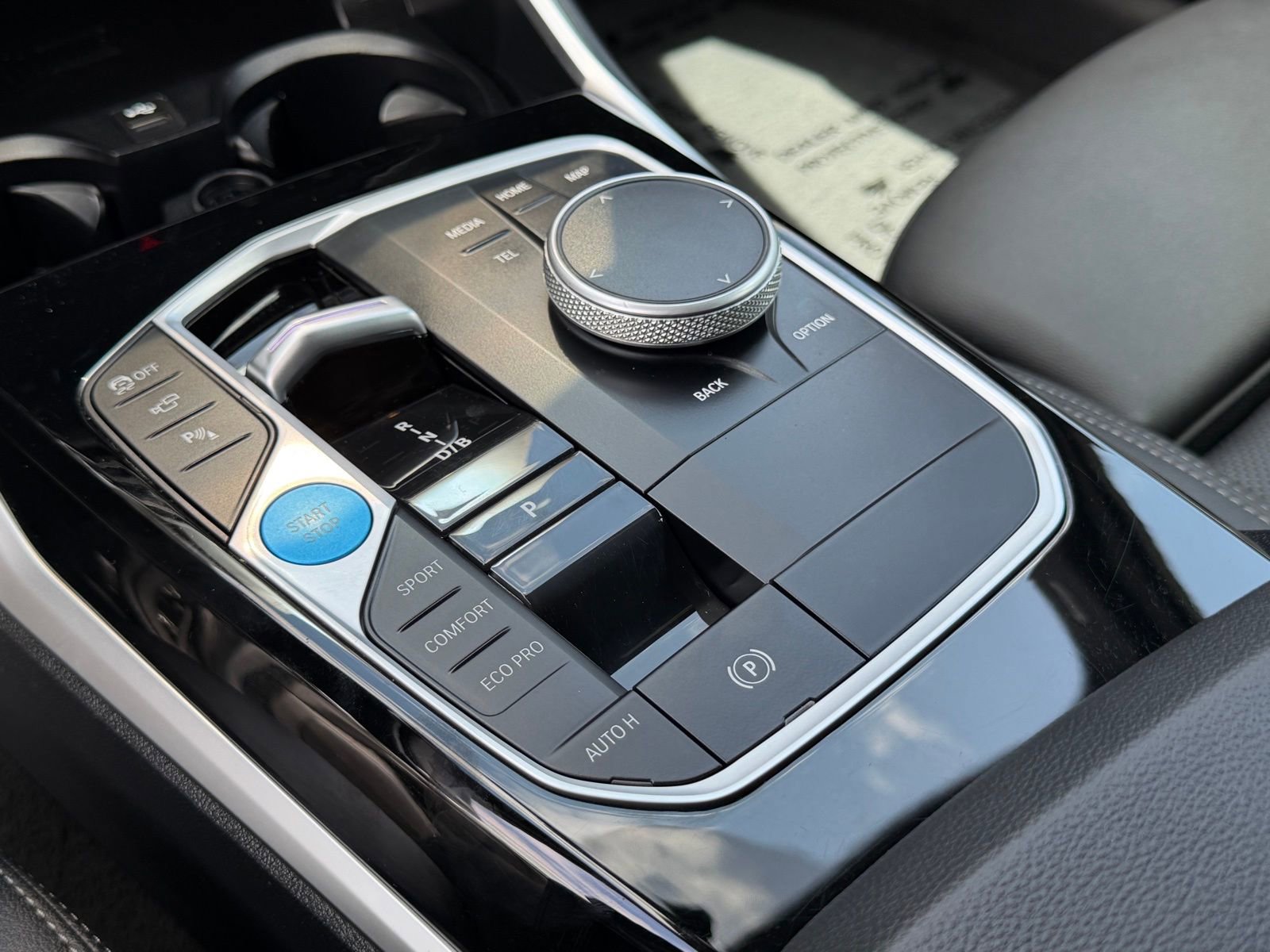 Certified 2024 BMW i4 eDrive35 w/ Parking Assistance Package RWD image 30