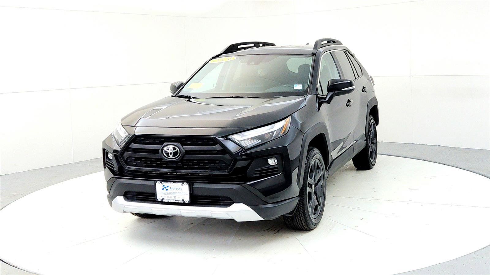 Used 2024 Toyota RAV4 Adventure image 2
