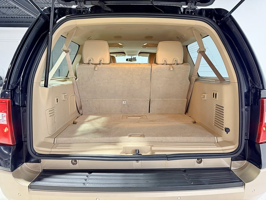 Used 2014 Ford Expedition EL XLT w/ Equipment Group 202A image 34