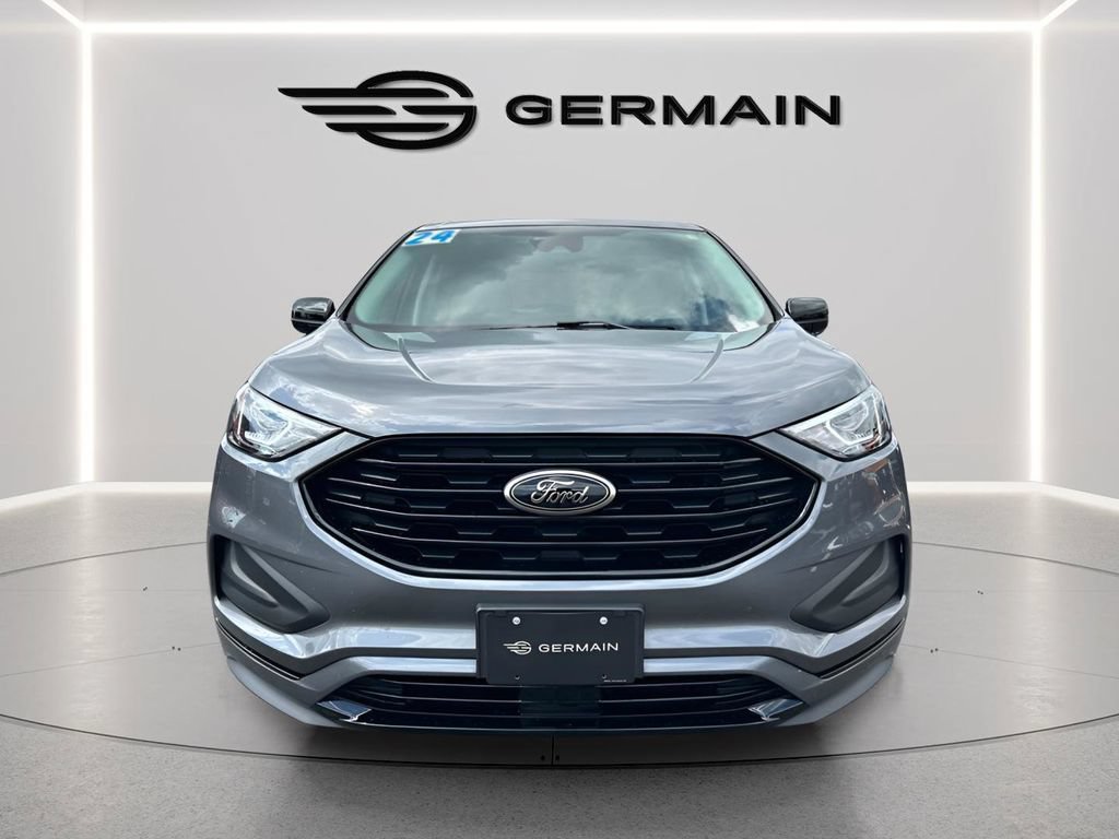 Used 2024 Ford Edge SE w/ Black Appearance Package AWD/4WD image 2