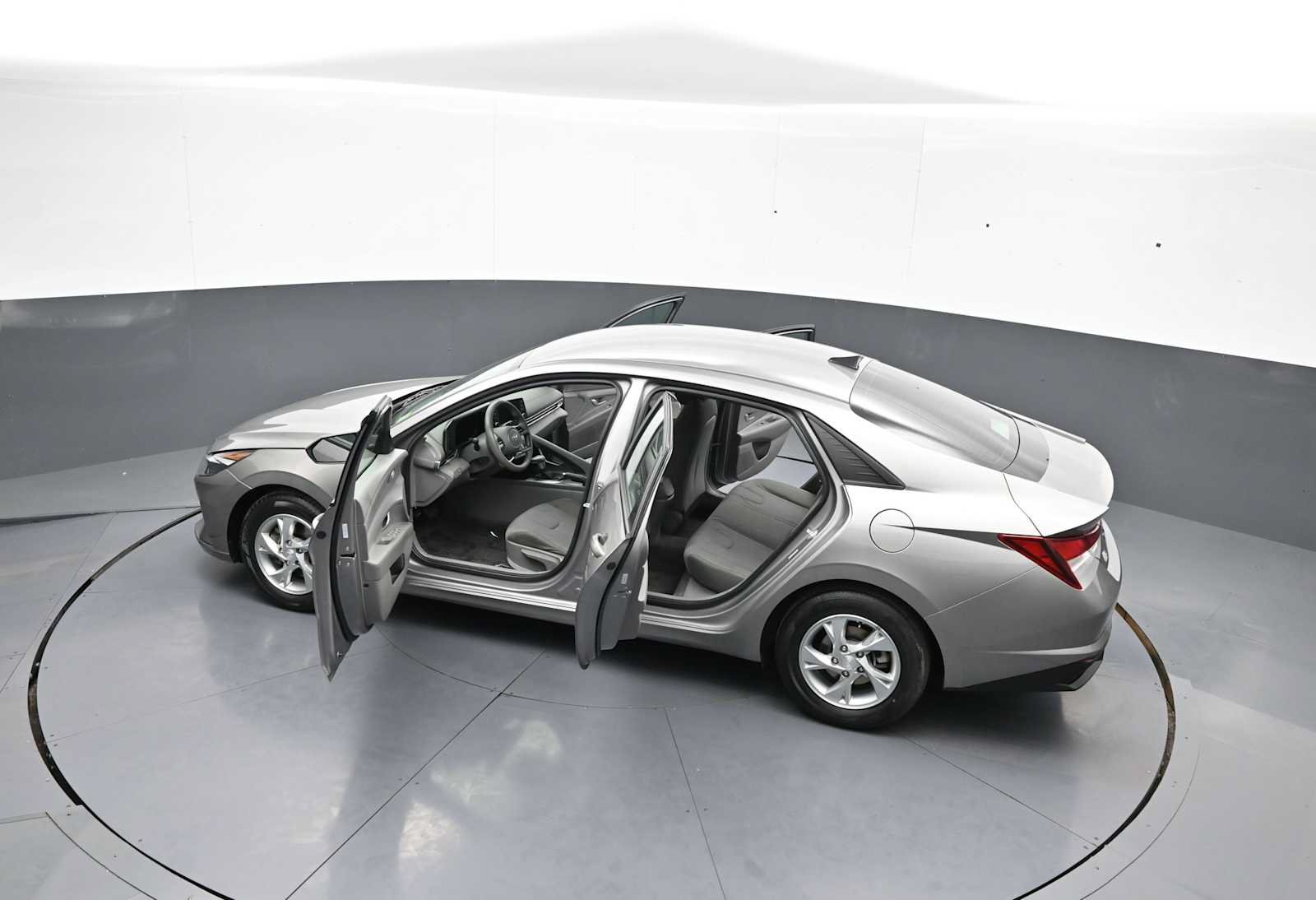 Certified 2023 Hyundai Elantra SE FWD image 42