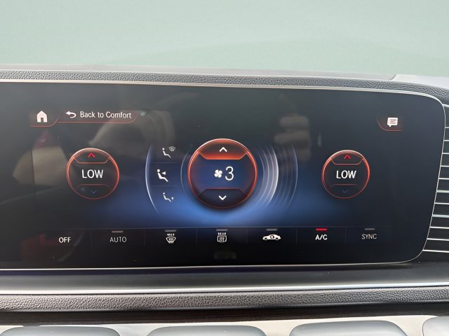 Used 2021 Mercedes-Benz GLE 350 w/ Premium Package image 18