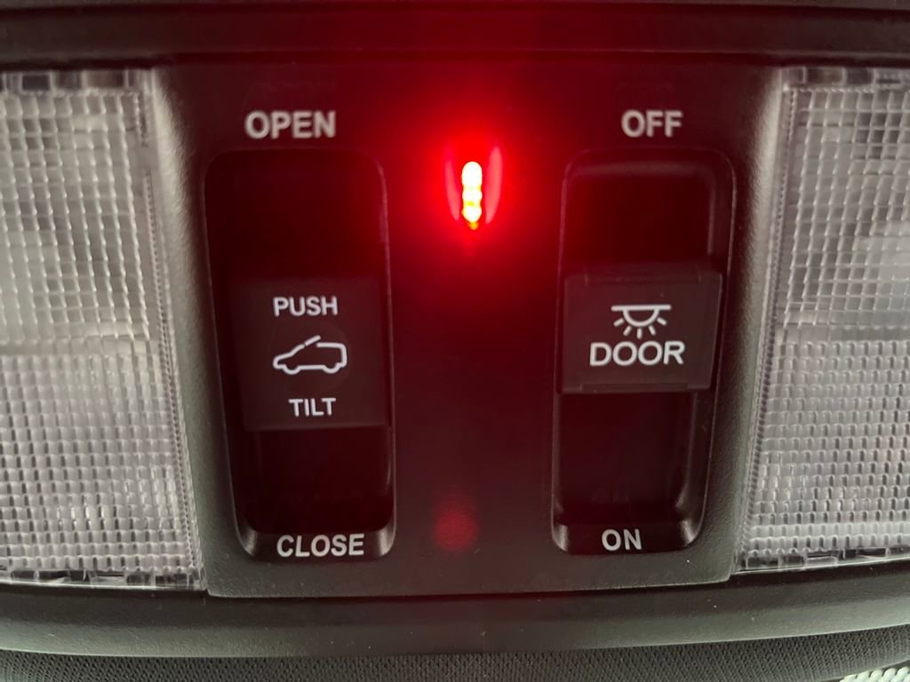 Used 2025 Honda Odyssey Sport-L image 67