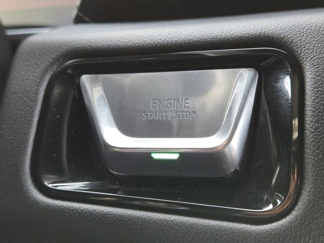 Used 2025 GMC Yukon Denali image 15