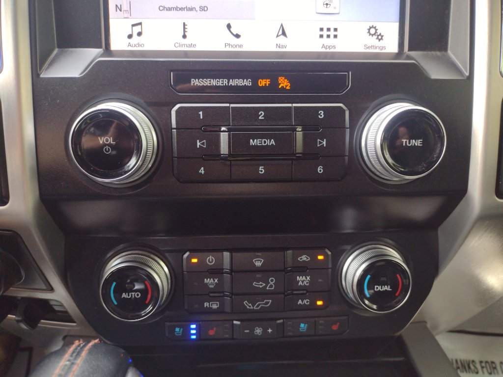 Used 2019 Ford F150 Platinum w/ Equipment Group 701A Luxury image 17