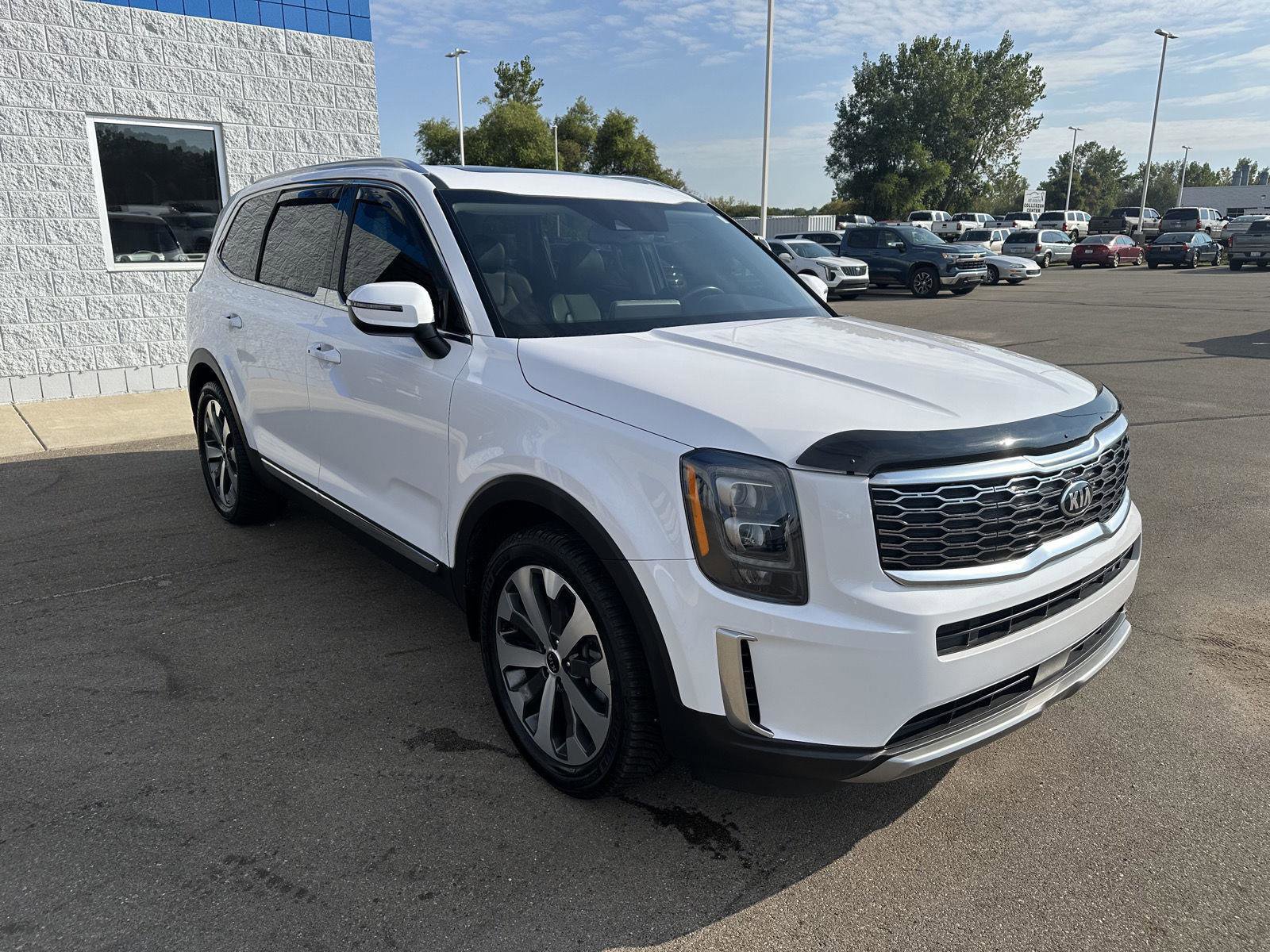 Used 2021 Kia Telluride EX w/ EX Premium Package image 13