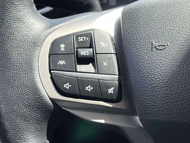 Used 2022 Ford Explorer XLT w/ Equipment Group 202A AWD/4WD image 28