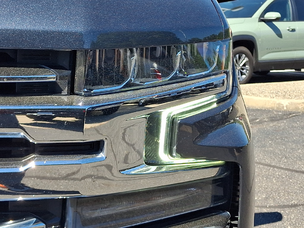 Used 2022 Chevrolet Silverado 1500 LTZ w/ LTZ Premium Package AWD/4WD image 13