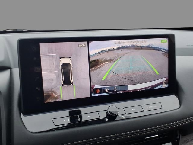 Used 2025 Nissan Rogue Platinum w/ Tech Package image 27